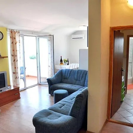 With Parking Space Brgujac, Vis - 8919 Apartmán