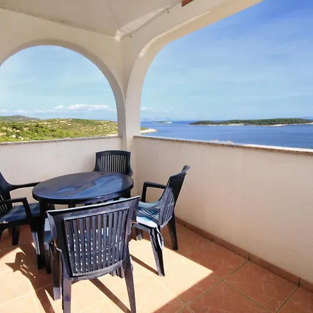Apartmán With Parking Space Brgujac, Vis - 8919 Rukavac (Vis)